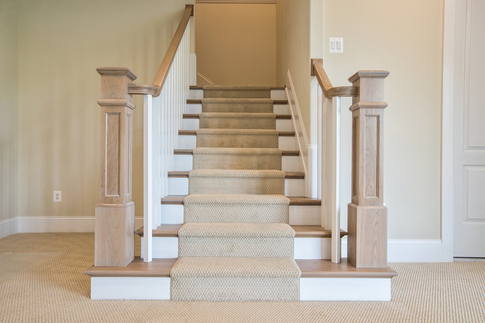 4394 Recessed Panel Box Newel - Image 2